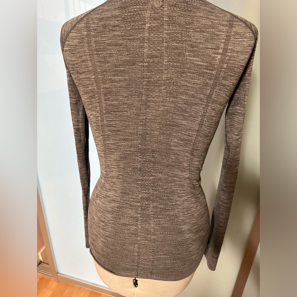 Lululemon Swift Tech Tee - image 6